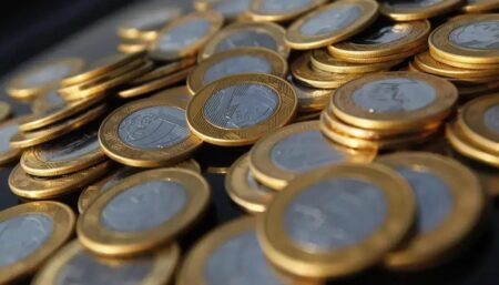 Mercado financeiro aguarda decisão do Banco Central sobre juros